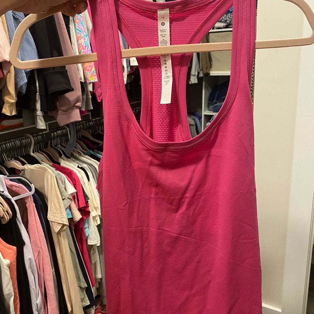 NWT swiftly tech 2.0 tank top race length size 12